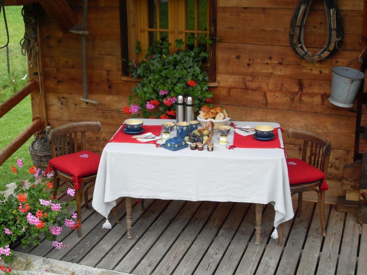 Le Grenier Bed & Breakfast Saint-Paul-en-Chablais Exterior photo